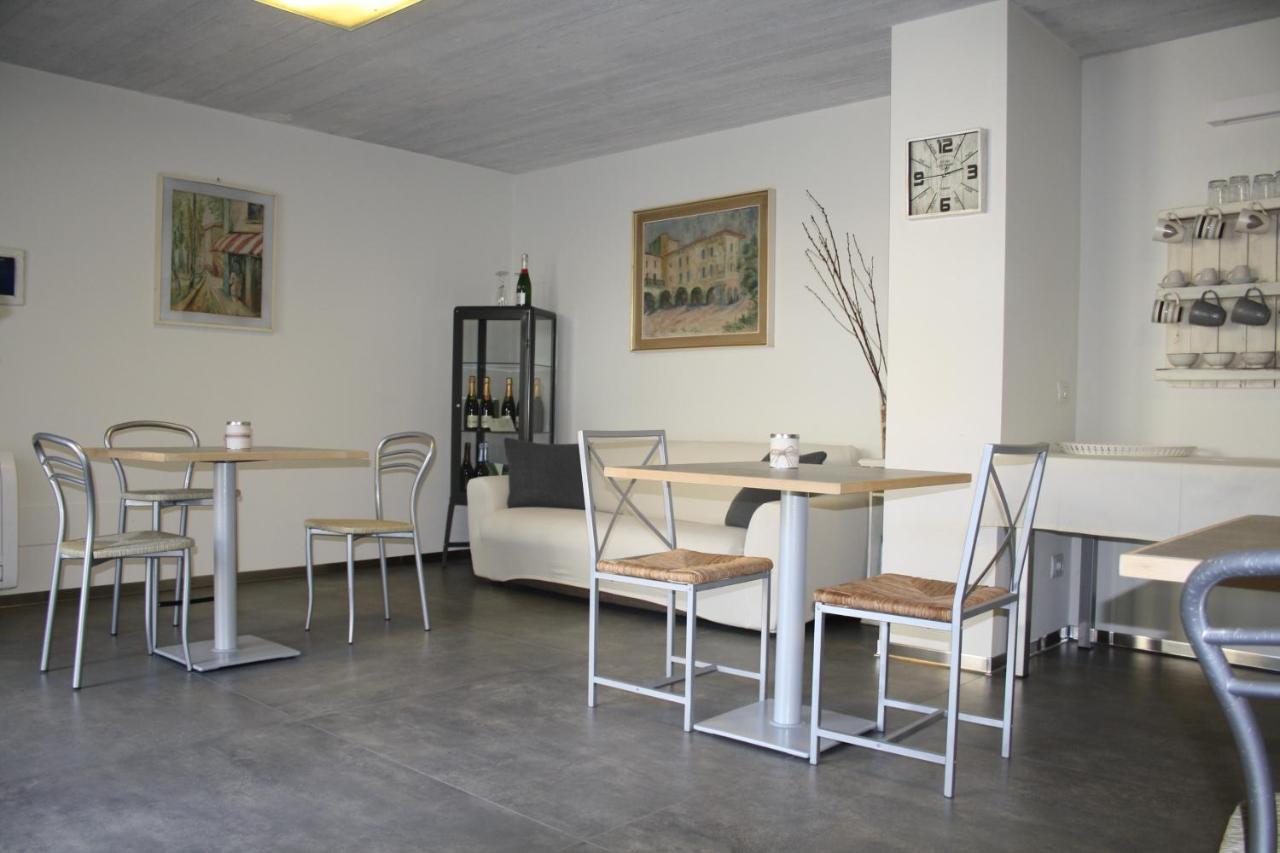 Bed and Breakfast Cascina San Martino Passirano Exterior foto